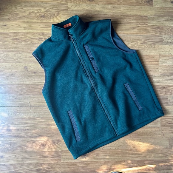 Men’s‎ St. John’s Bay Green XL Vest - Picture 1 of 6